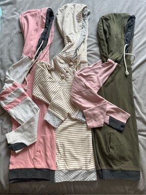 AMPERSAND AVE &ave Doublehood Hoodie Lot Size Large